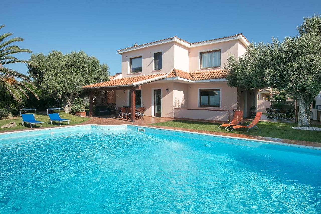 Villa Del Mar Quartu SantʼElena Extérieur photo