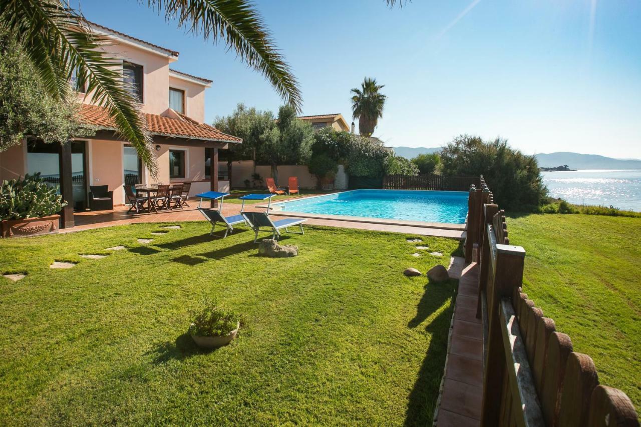 Villa Del Mar Quartu SantʼElena Extérieur photo