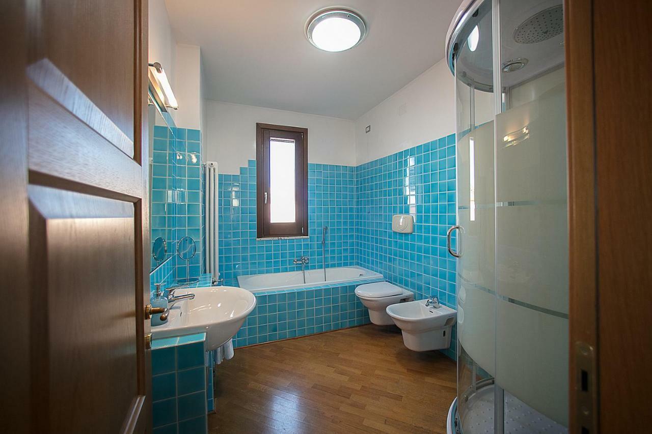 Villa Del Mar Quartu SantʼElena Extérieur photo