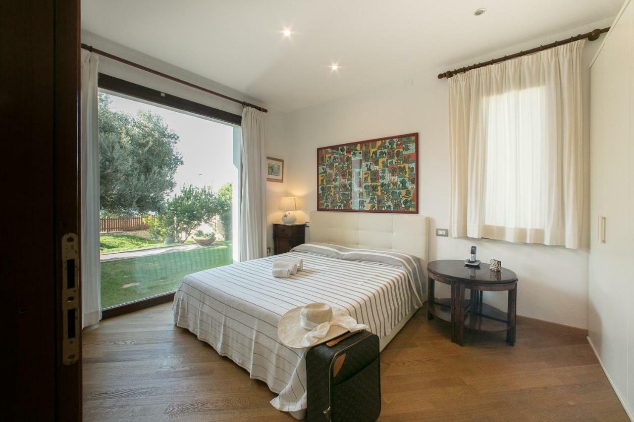 Villa Del Mar Quartu SantʼElena Extérieur photo